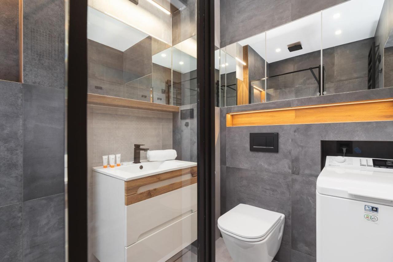 Apartment Lema Near Tauron Arena By Renters Prestige *